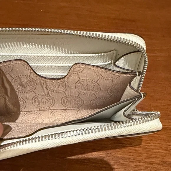 Michael Kors Ivory Wristlet with Silver Accents - Picture 3 of 9